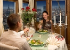 date: candlelight dinner in the Giant Ferris Wheel Vienna